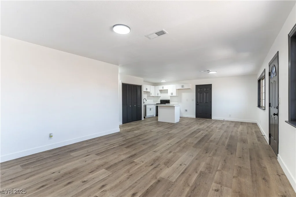 887 Carey, North Las Vegas, NV 89030