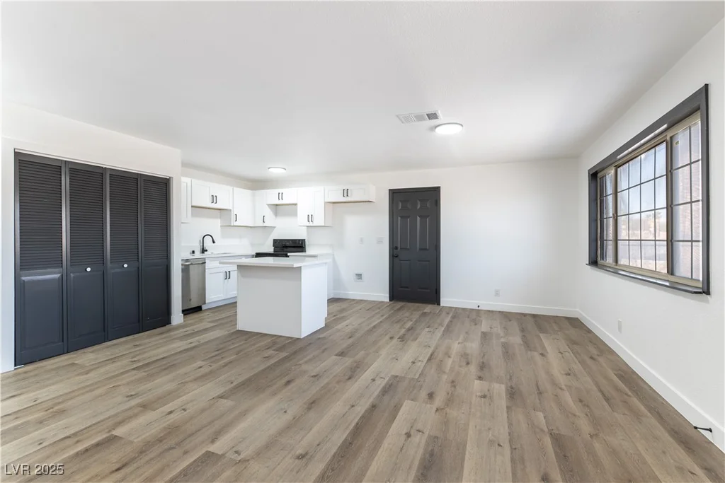 887 Carey, North Las Vegas, NV 89030