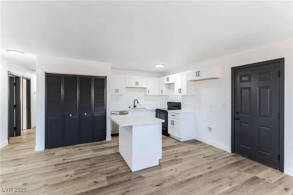887 Carey, North Las Vegas, NV 89030