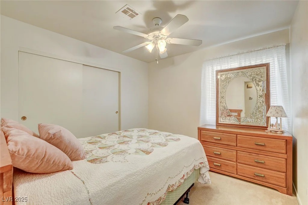 9660 Riding Ridge, Las Vegas, NV 89123