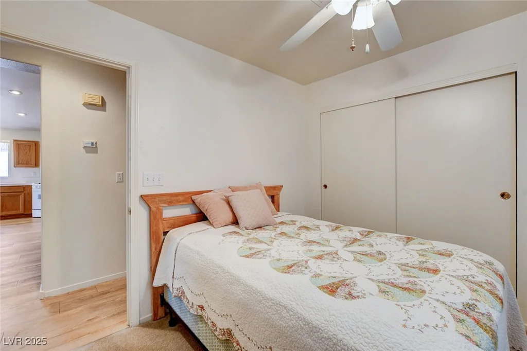 9660 Riding Ridge, Las Vegas, NV 89123
