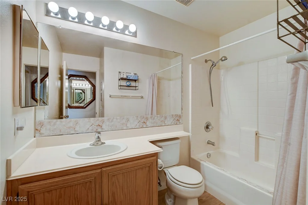 9660 Riding Ridge, Las Vegas, NV 89123