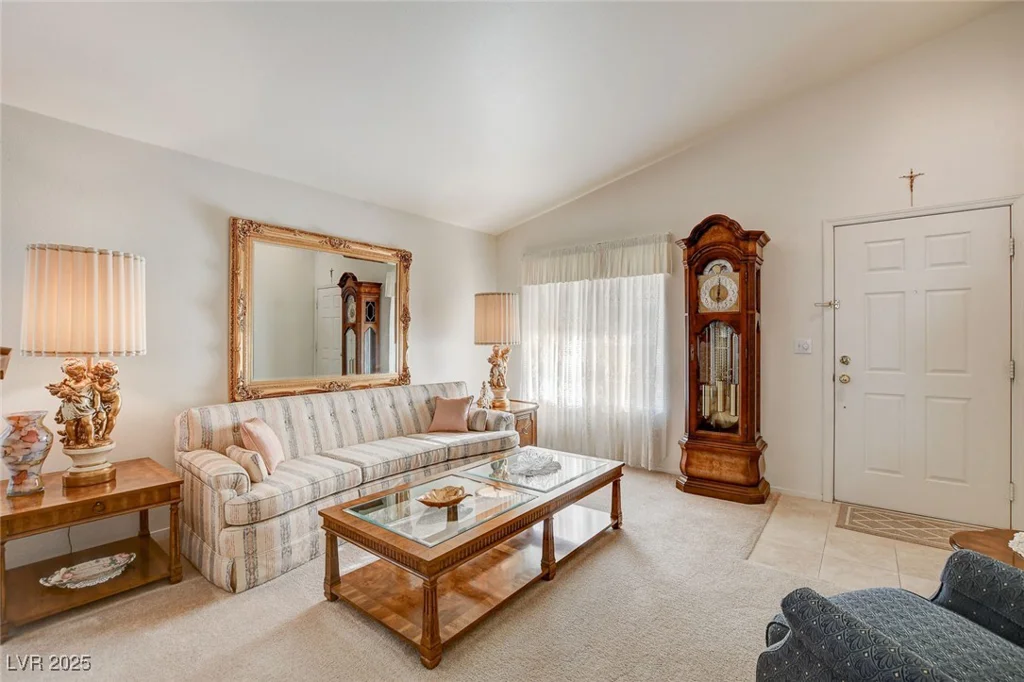 9660 Riding Ridge, Las Vegas, NV 89123