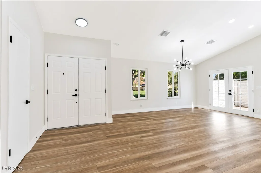 811 Spyglass, Las Vegas, NV 89107