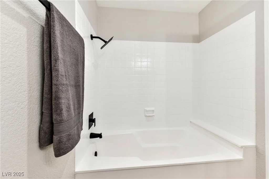 811 Spyglass, Las Vegas, NV 89107