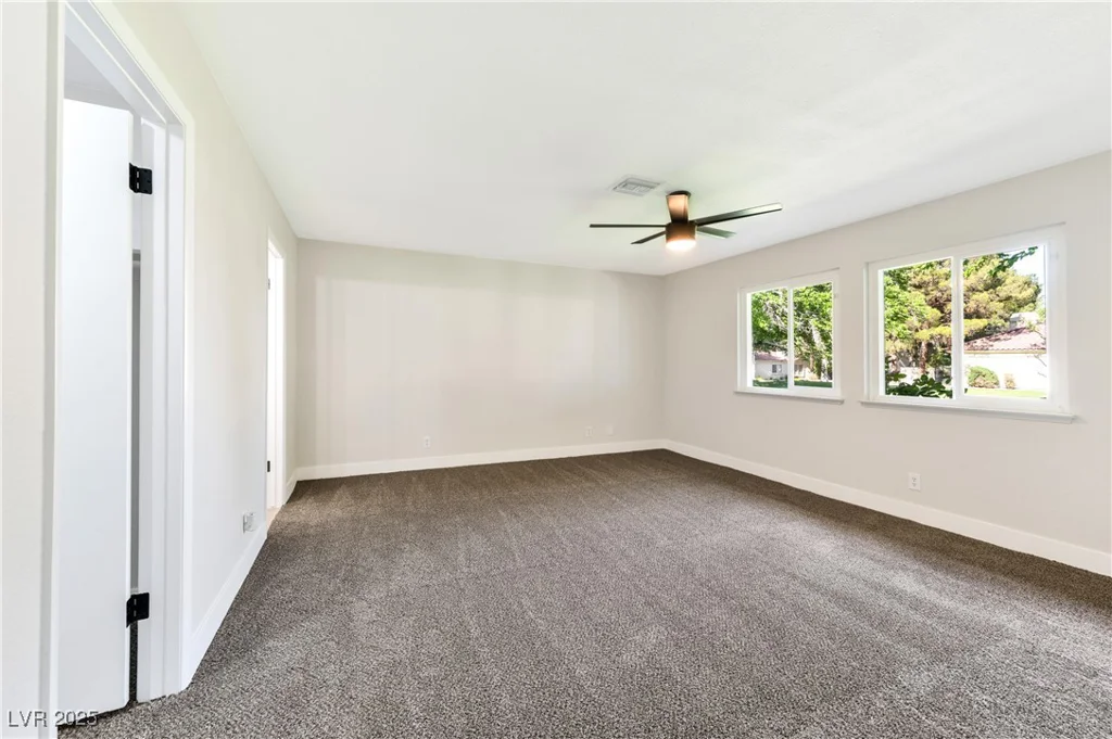 811 Spyglass, Las Vegas, NV 89107