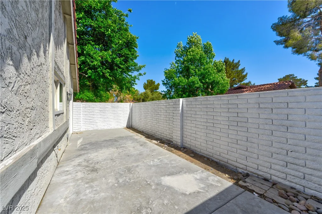 811 Spyglass, Las Vegas, NV 89107