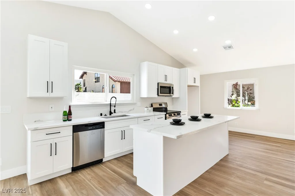 811 Spyglass, Las Vegas, NV 89107