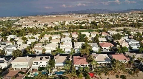 129 Chateau Whistler, Las Vegas, NV 89148