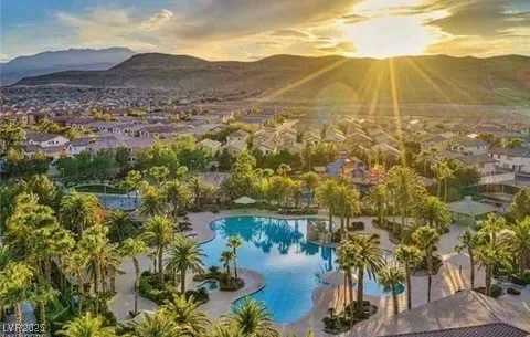 129 Chateau Whistler, Las Vegas, NV 89148