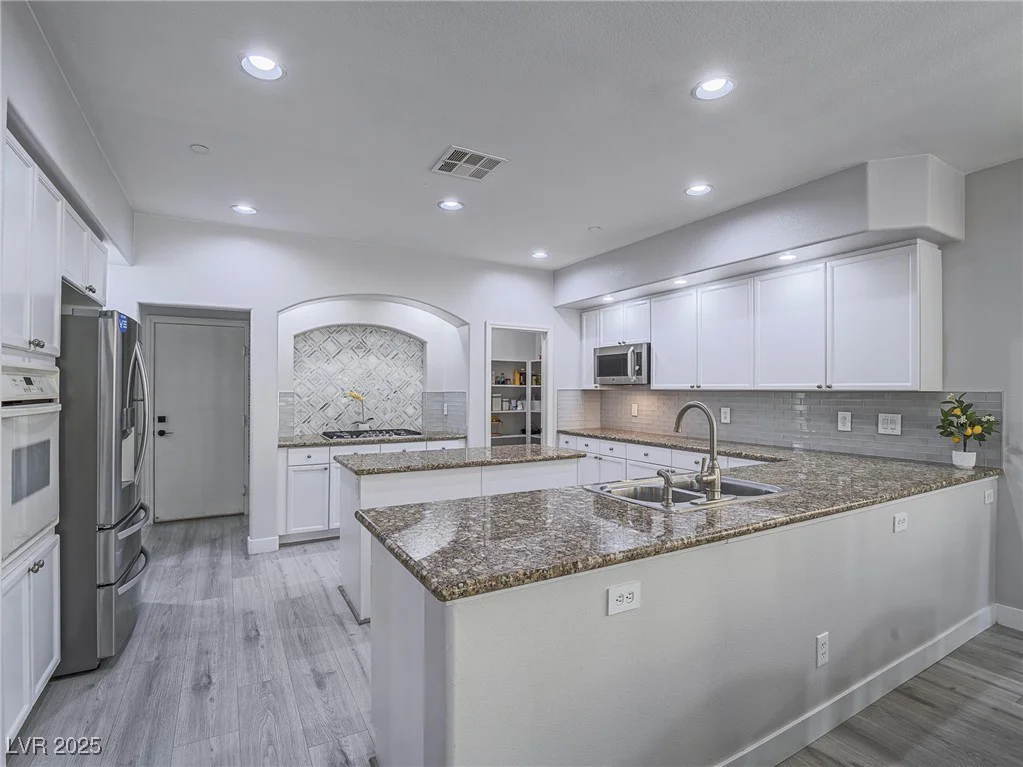 4128 Erinbird, North Las Vegas, NV 89084