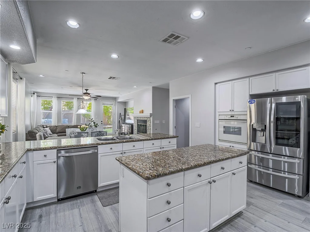 4128 Erinbird, North Las Vegas, NV 89084
