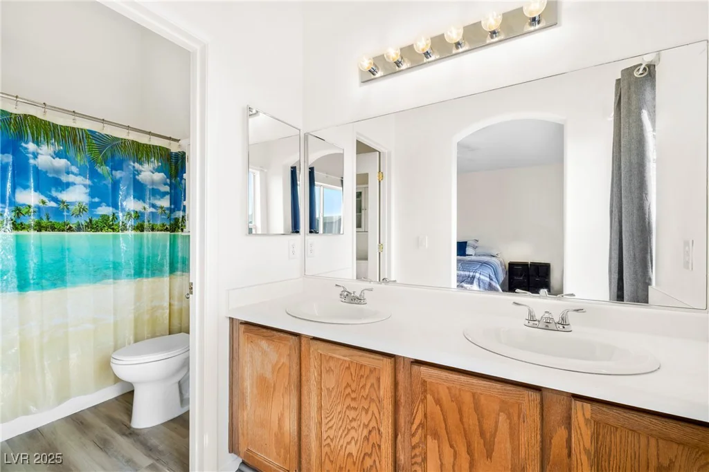 5939 Trickling Descent, Henderson, NV 89011