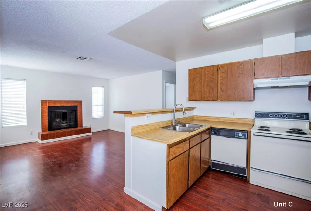 2755 Jennydiane, Las Vegas, NV 89121