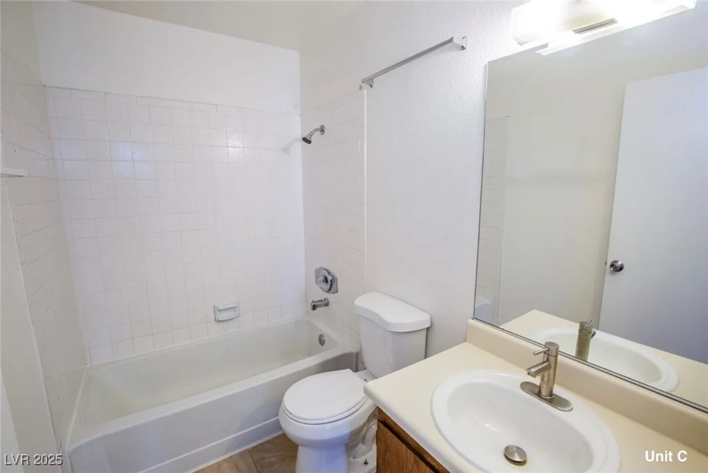 2755 Jennydiane, Las Vegas, NV 89121
