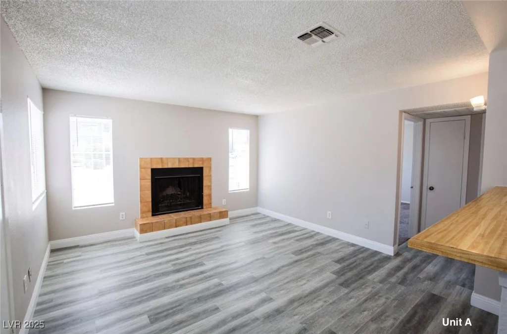 2755 Jennydiane, Las Vegas, NV 89121