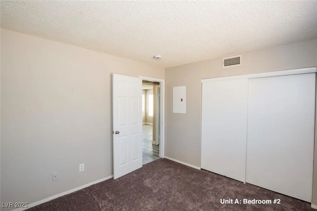 2755 Jennydiane, Las Vegas, NV 89121