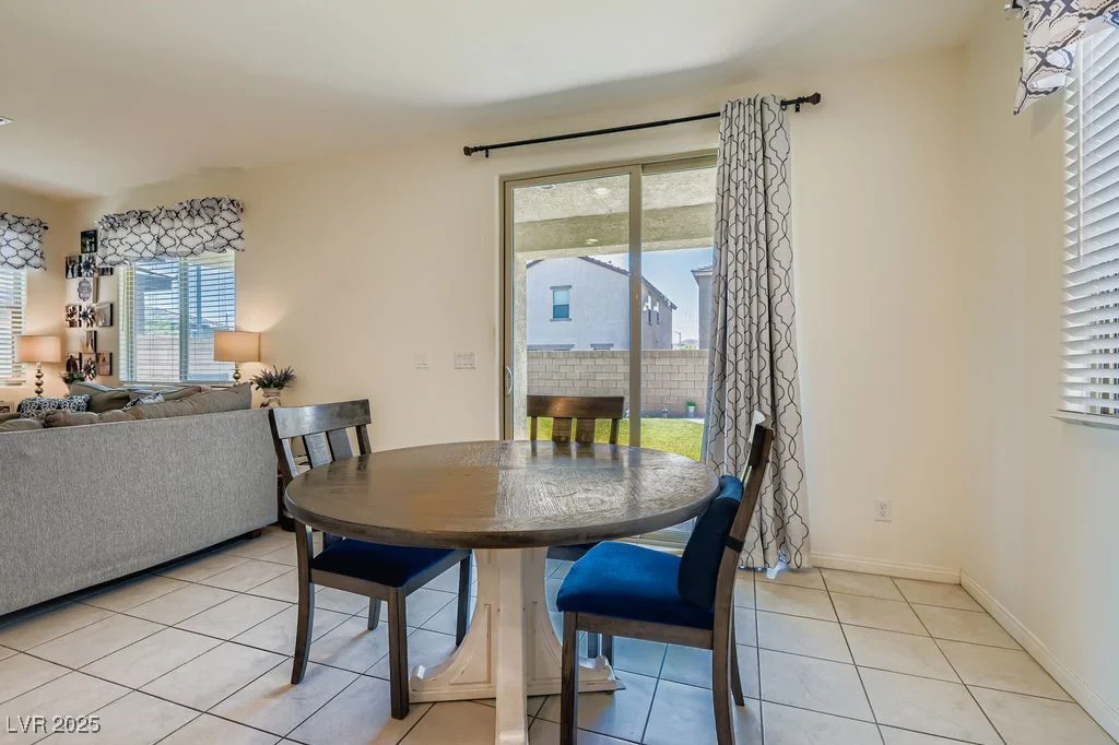10011 Cluny, Las Vegas, NV 89178