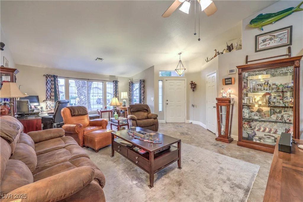 1707 Golden Vista, Las Vegas, NV 89123