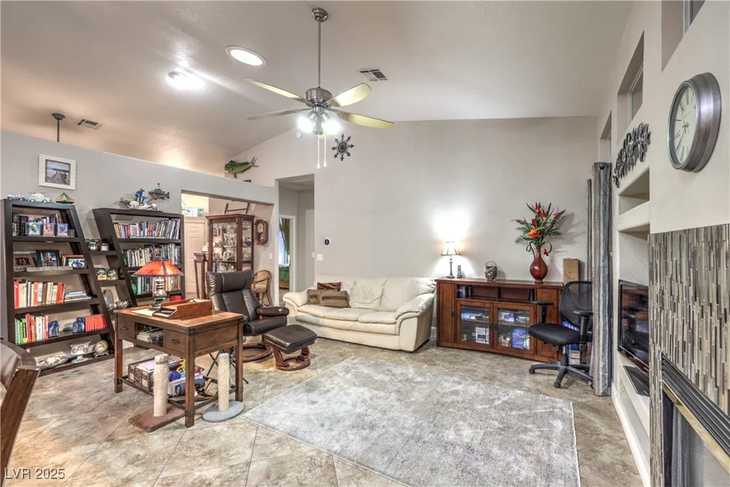 1707 Golden Vista, Las Vegas, NV 89123