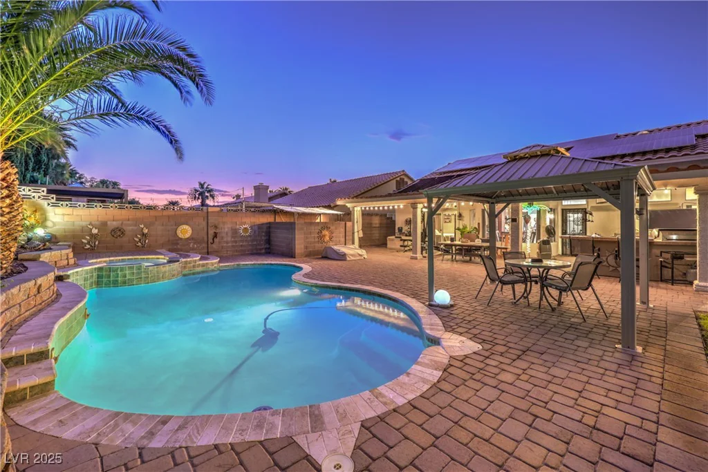 1707 Golden Vista, Las Vegas, NV 89123