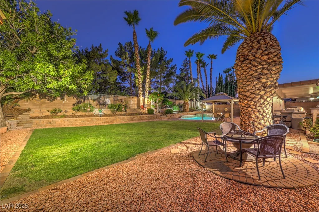 1707 Golden Vista, Las Vegas, NV 89123