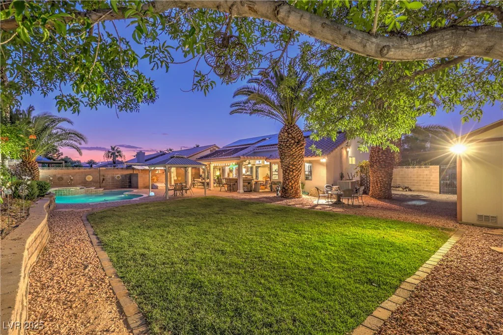 1707 Golden Vista, Las Vegas, NV 89123