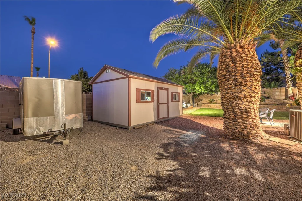 1707 Golden Vista, Las Vegas, NV 89123