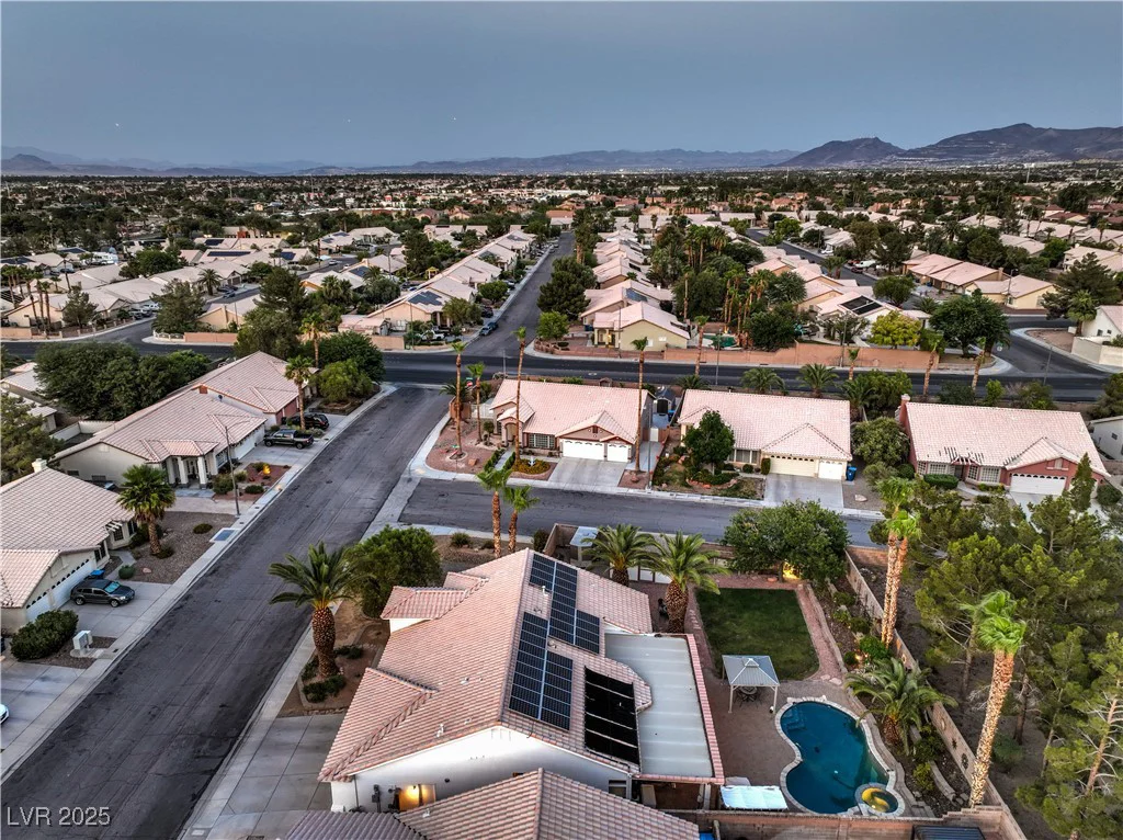 1707 Golden Vista, Las Vegas, NV 89123