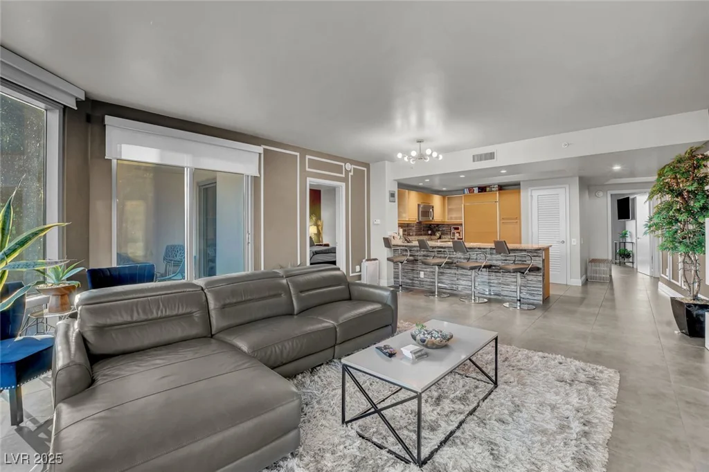 222 Karen, Las Vegas, NV 89109
