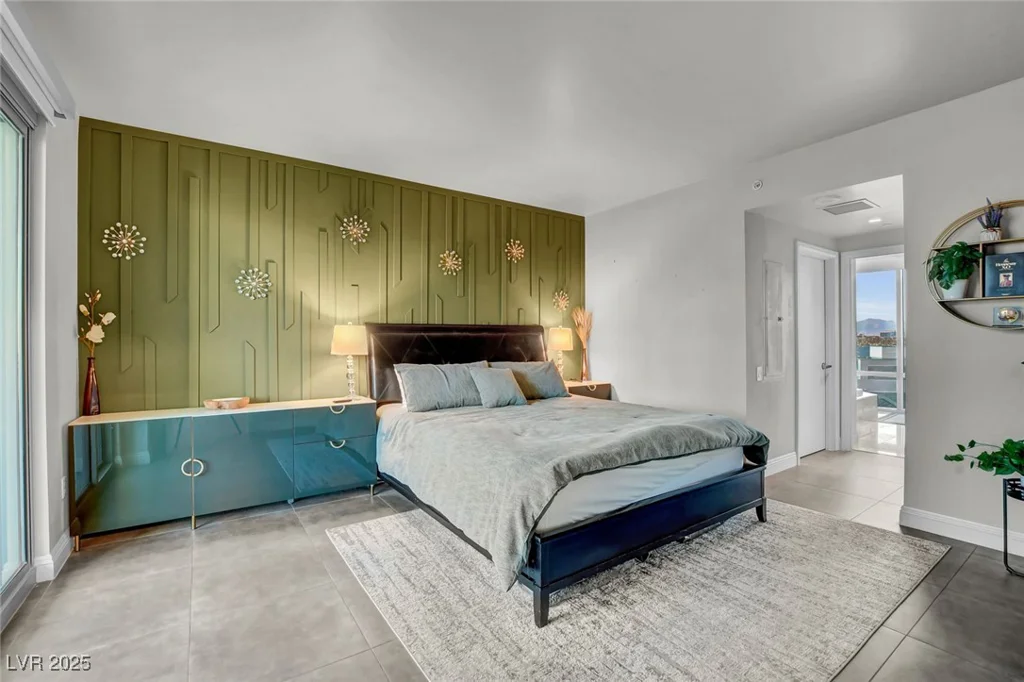 222 Karen, Las Vegas, NV 89109