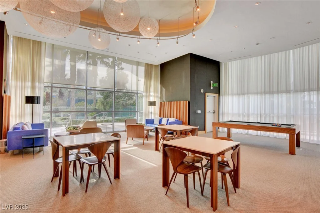 222 Karen, Las Vegas, NV 89109
