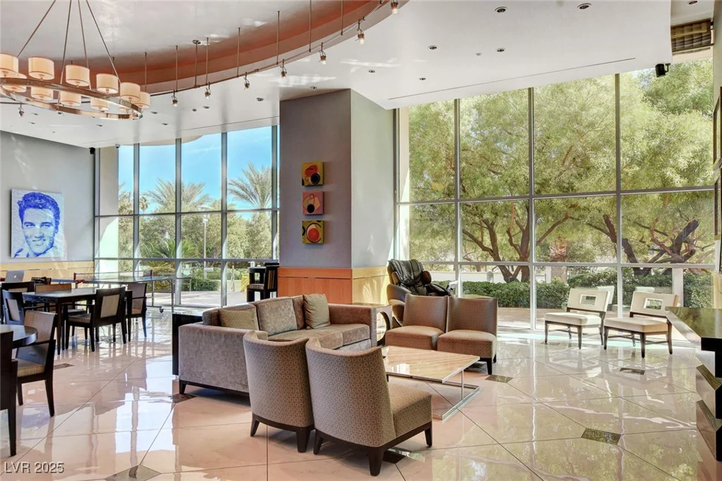 222 Karen, Las Vegas, NV 89109