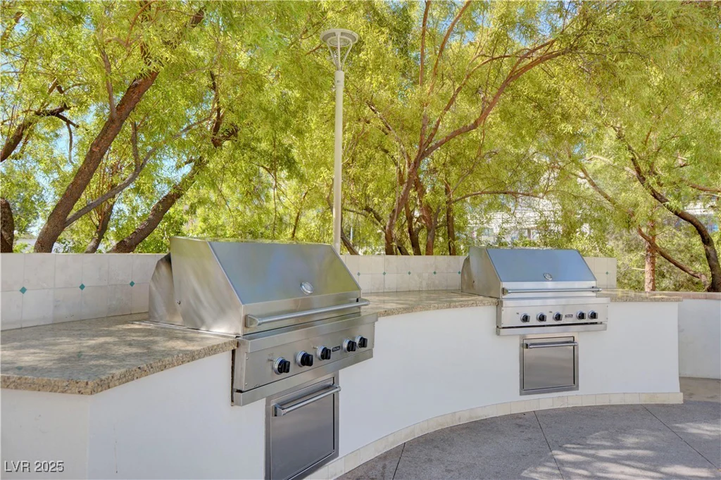 222 Karen, Las Vegas, NV 89109