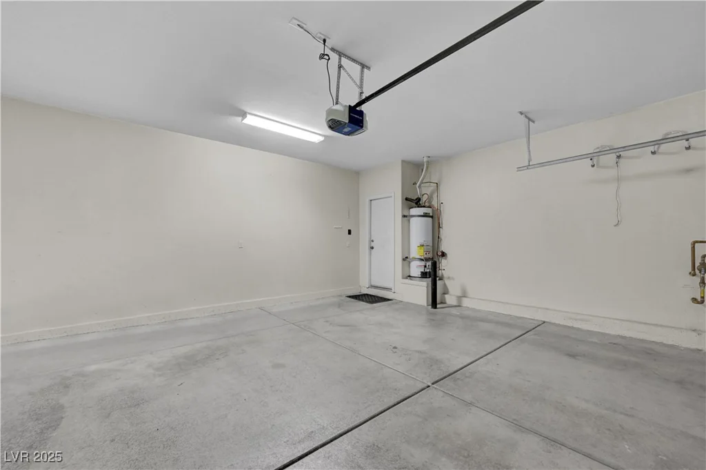 301 Sonoma Valley, Las Vegas, NV 89144