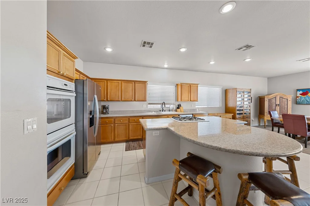 11127 River Hills, Las Vegas, NV 89135