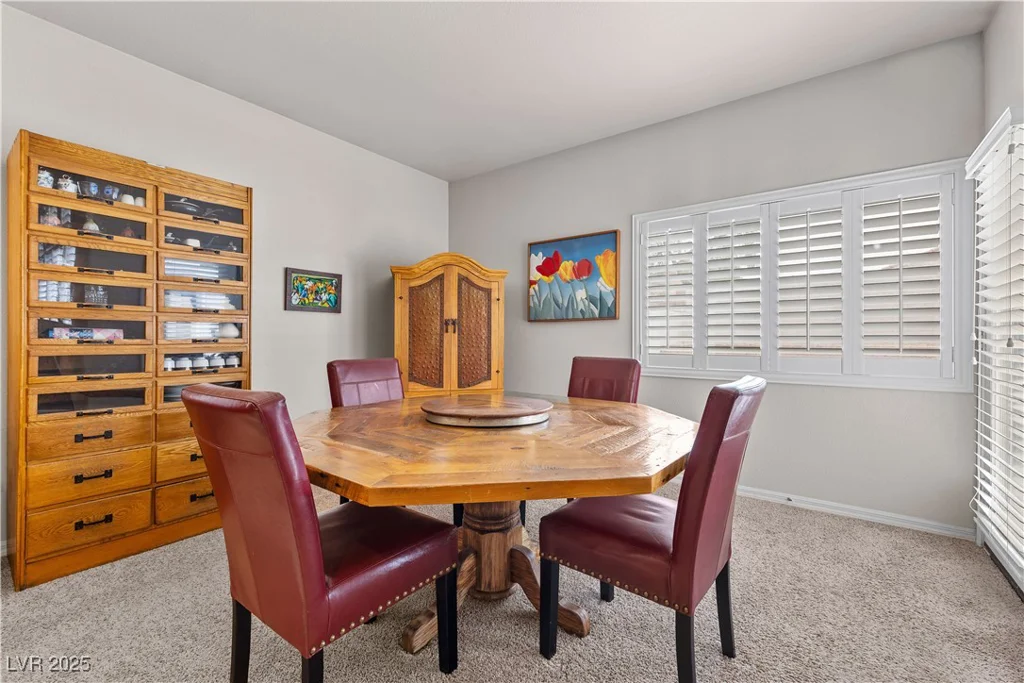 11127 River Hills, Las Vegas, NV 89135