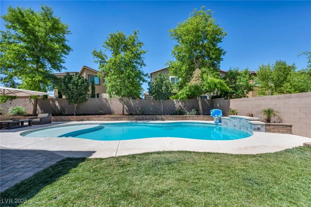3490 Haleh, Las Vegas, NV 89141