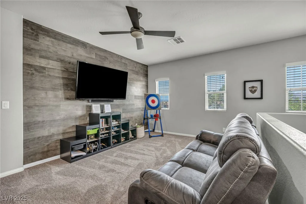3490 Haleh, Las Vegas, NV 89141