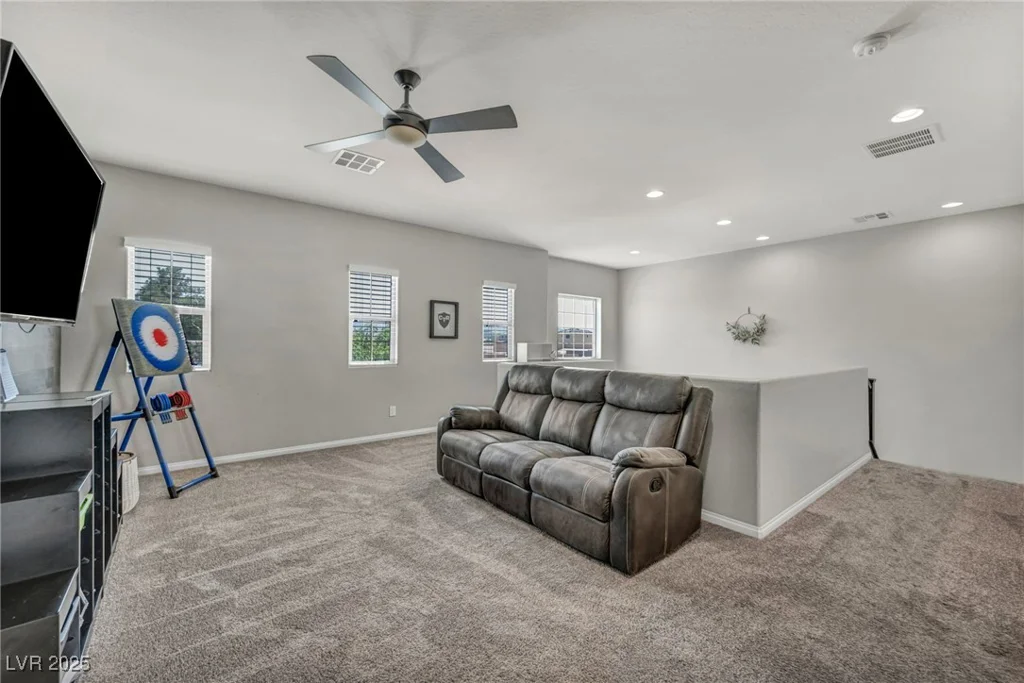 3490 Haleh, Las Vegas, NV 89141