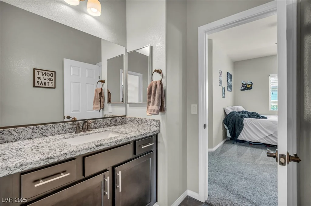 3490 Haleh, Las Vegas, NV 89141