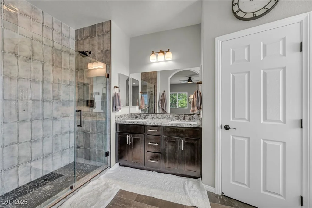 3490 Haleh, Las Vegas, NV 89141