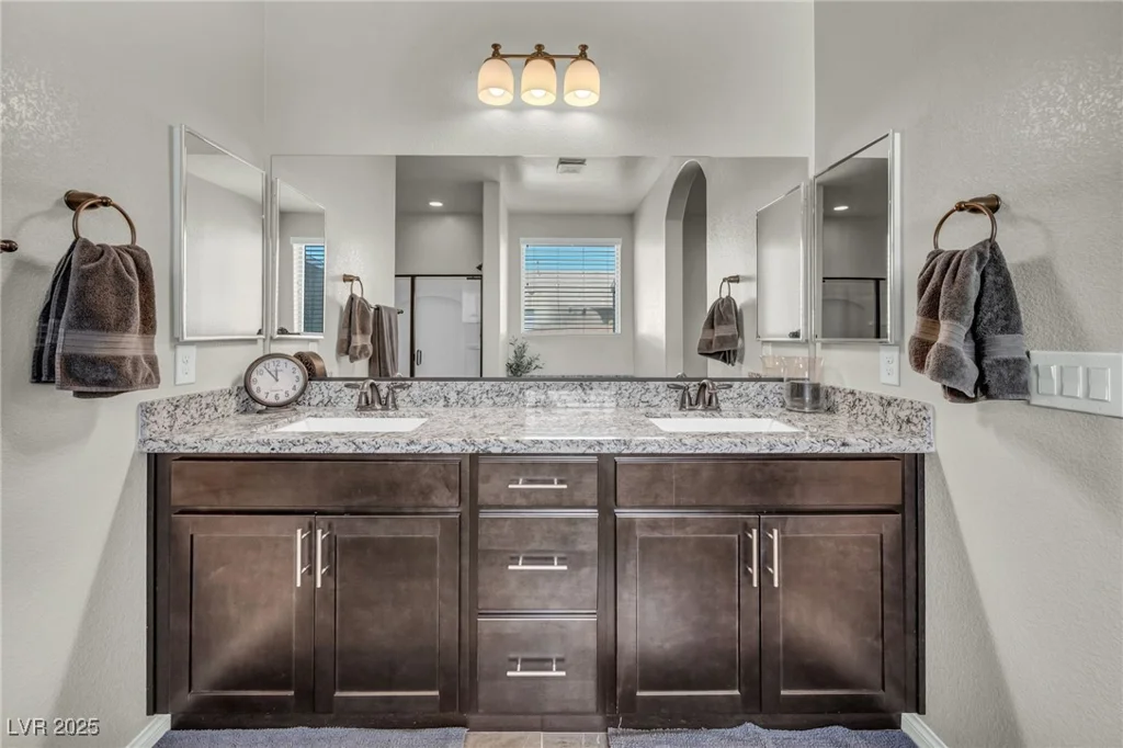 3490 Haleh, Las Vegas, NV 89141