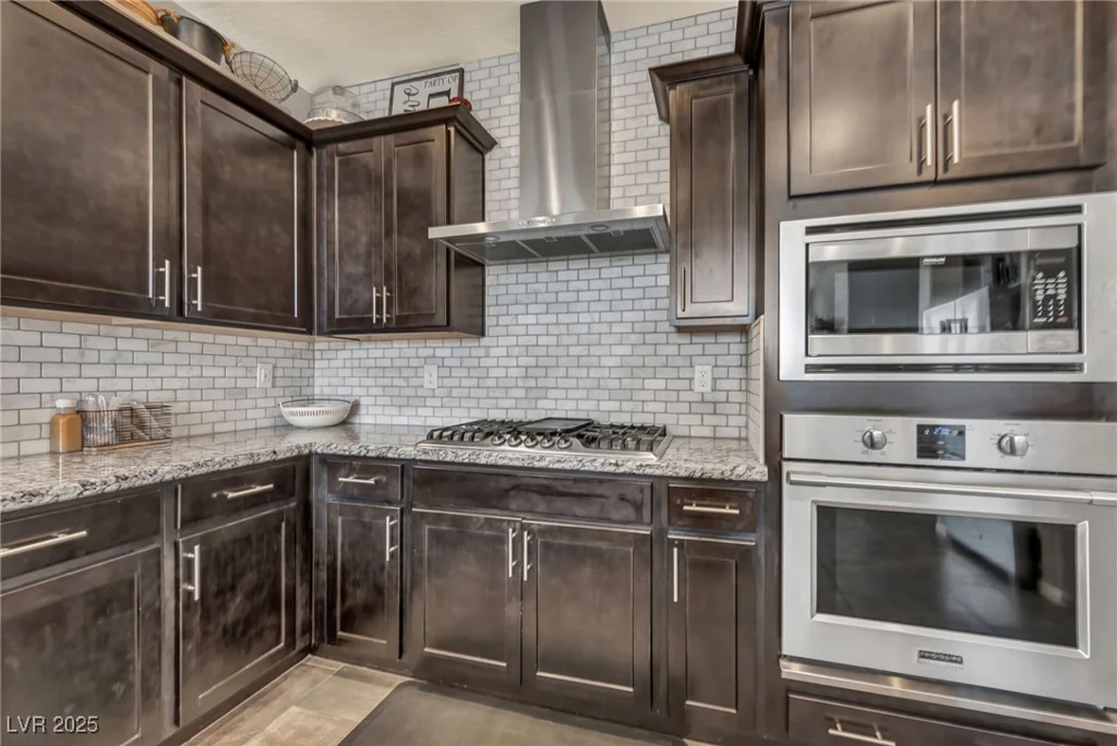 3490 Haleh, Las Vegas, NV 89141