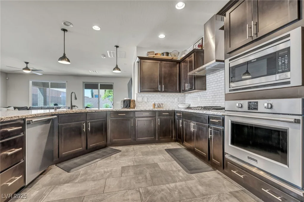 3490 Haleh, Las Vegas, NV 89141