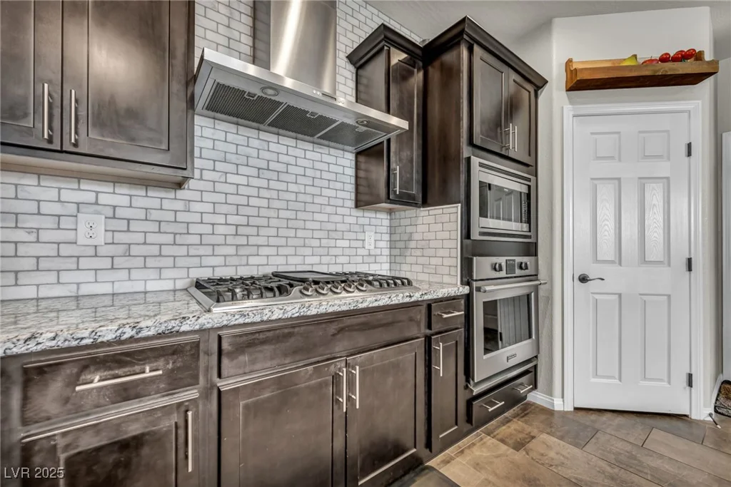 3490 Haleh, Las Vegas, NV 89141