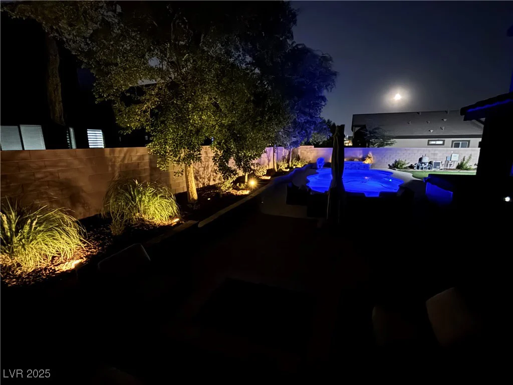 3490 Haleh, Las Vegas, NV 89141