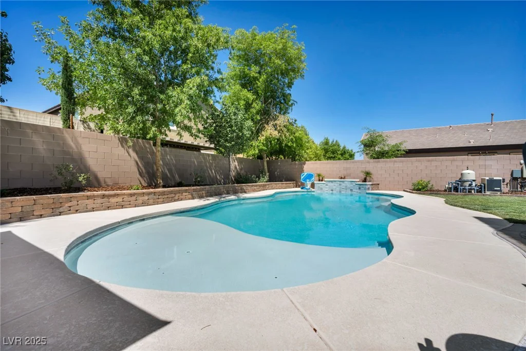 3490 Haleh, Las Vegas, NV 89141