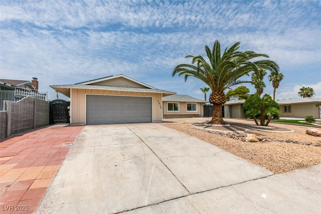 3868 Springhill, Las Vegas, NV 89121