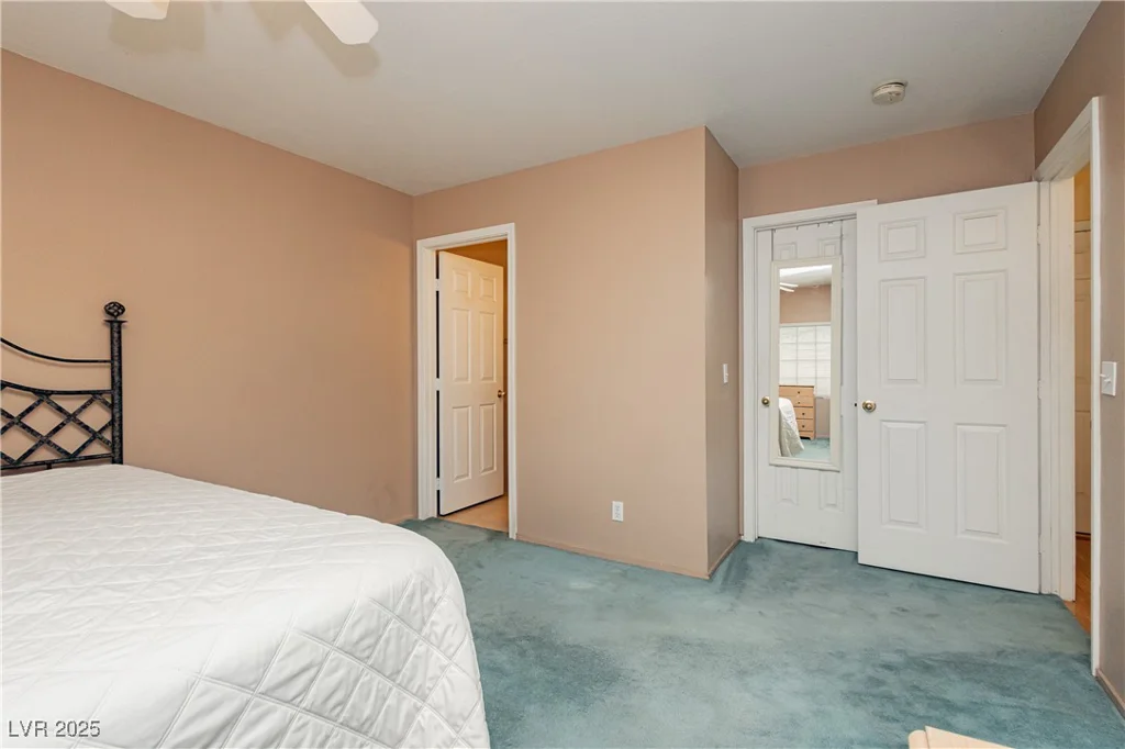 917 Grammy, Las Vegas, NV 89145